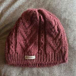 Columbia Maroon Cable Knit Beanie Heat tech